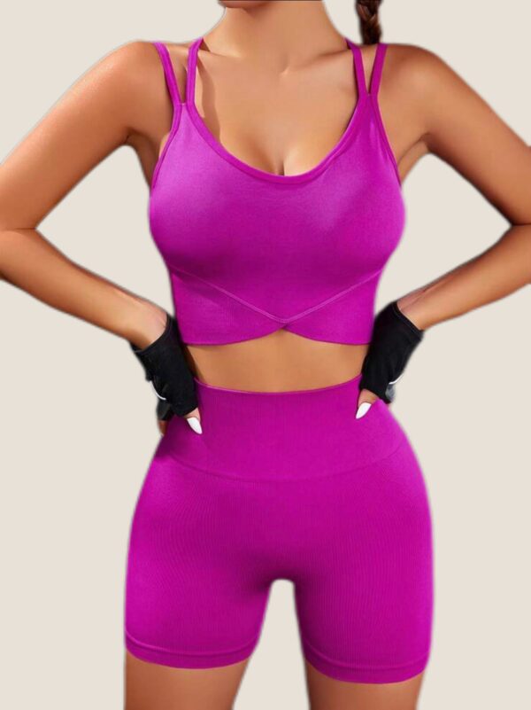 Conjunto deportivo top & short. - Imagen 2